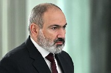 Paşinyan: “İlk dəfə olaraq Ermənistan və Azərbaycan problemi masa arxasında həll ediblər”