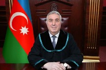 Azərbaycanda hakim intihar etdi